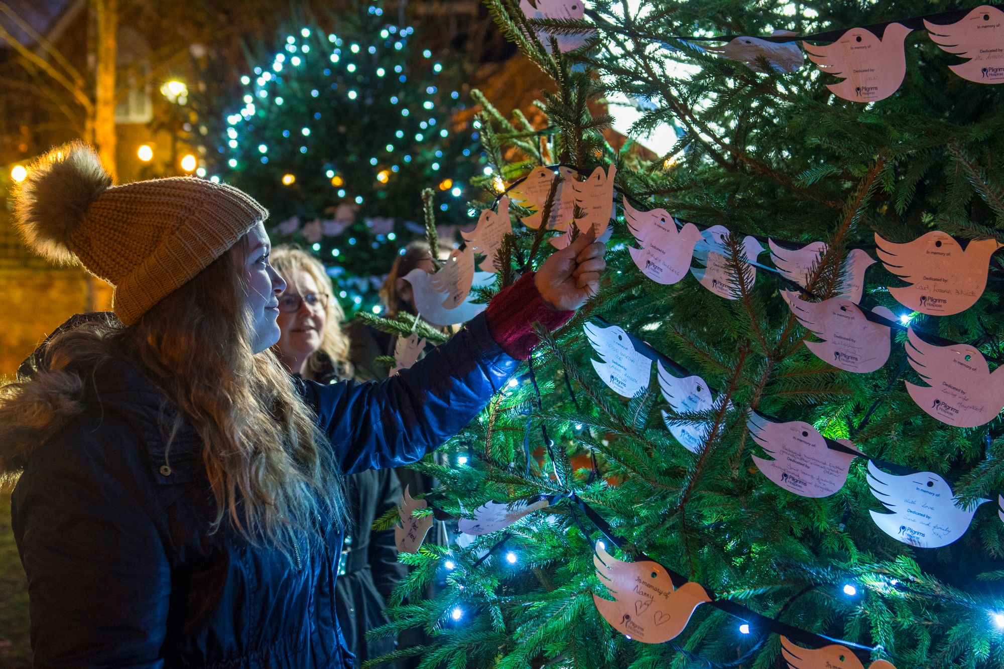 Pilgrims Hospices host Trees of Love services in remembrance of lost loved ones