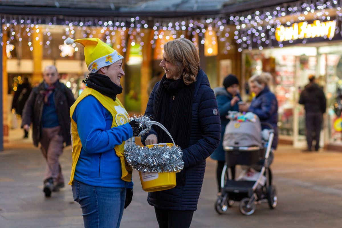 Marie Curie seeking Christmas collection volunteers in Essex
