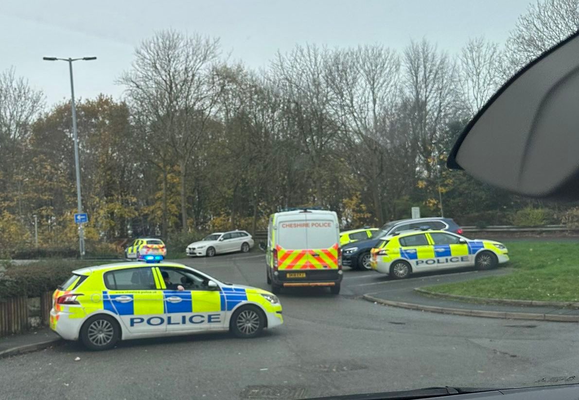 Cops swoop on 'disturbance' in Runcorn