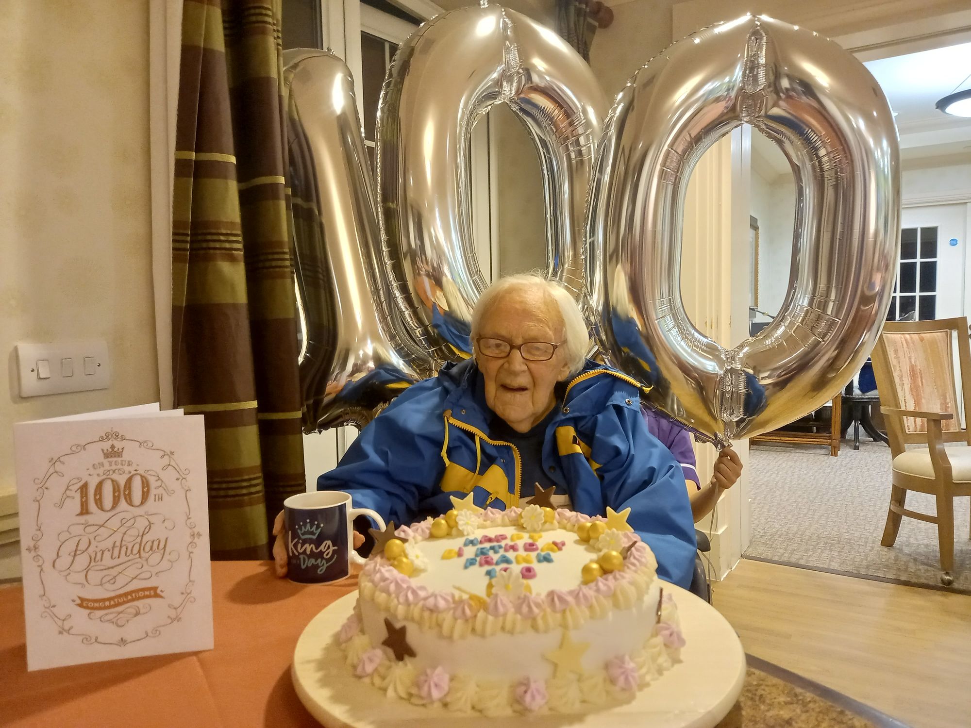 'A glass of beer with lunch' is 100-year-old Frank's secret