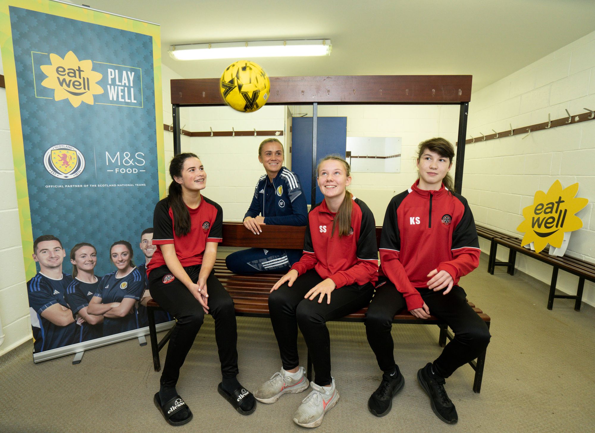 Grassroots girls to train with Scotland's national women's football team