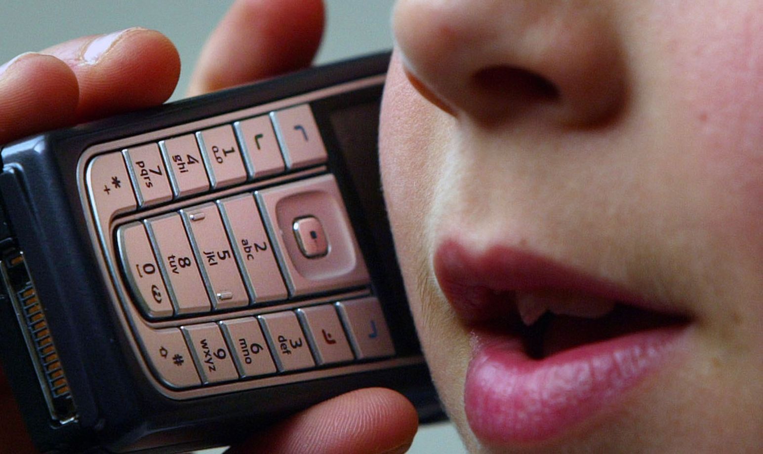 Parents warned key change to children's phones may protect them online