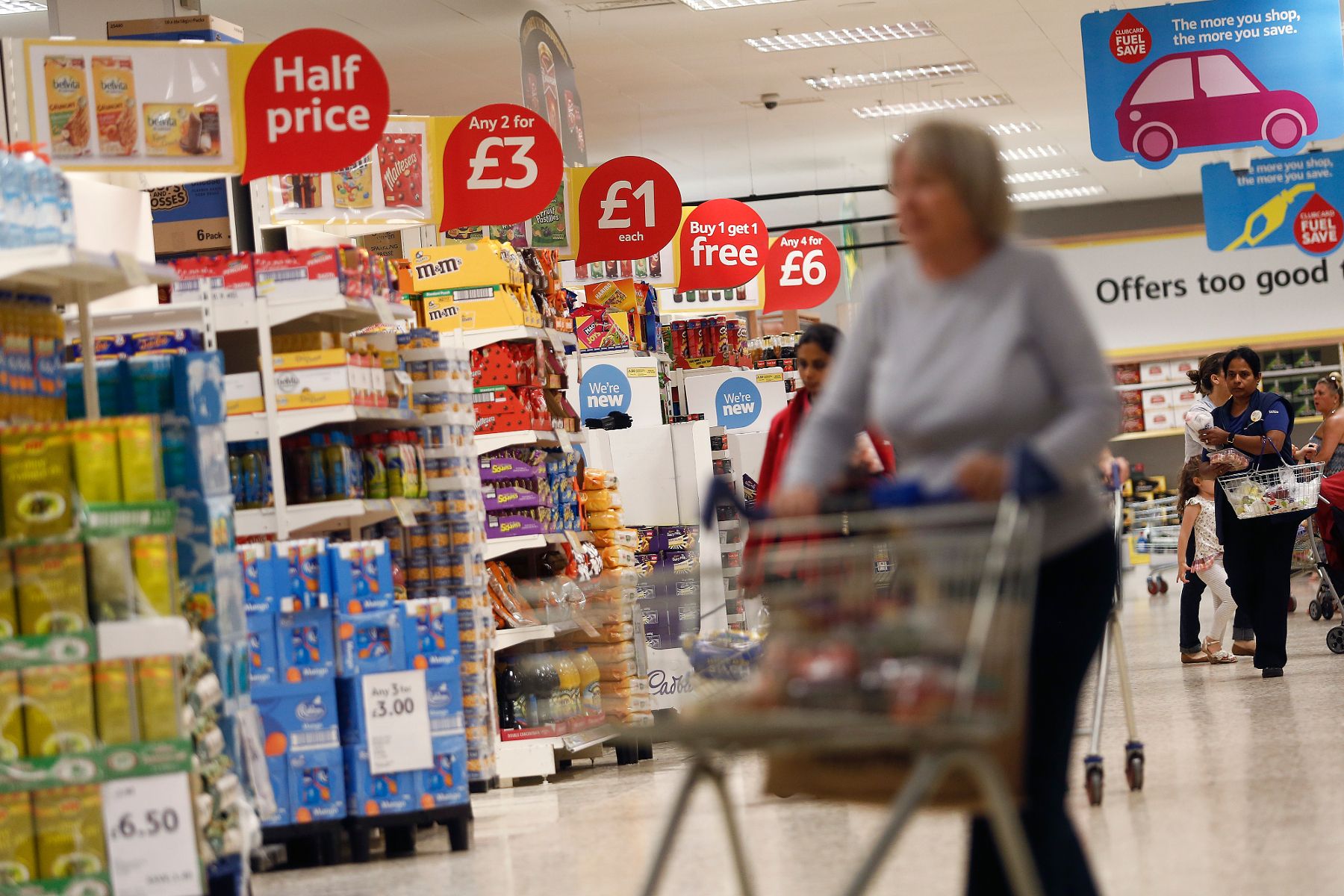 Egg shortage prompts supermarkets to ration supplies - list of shops with limits