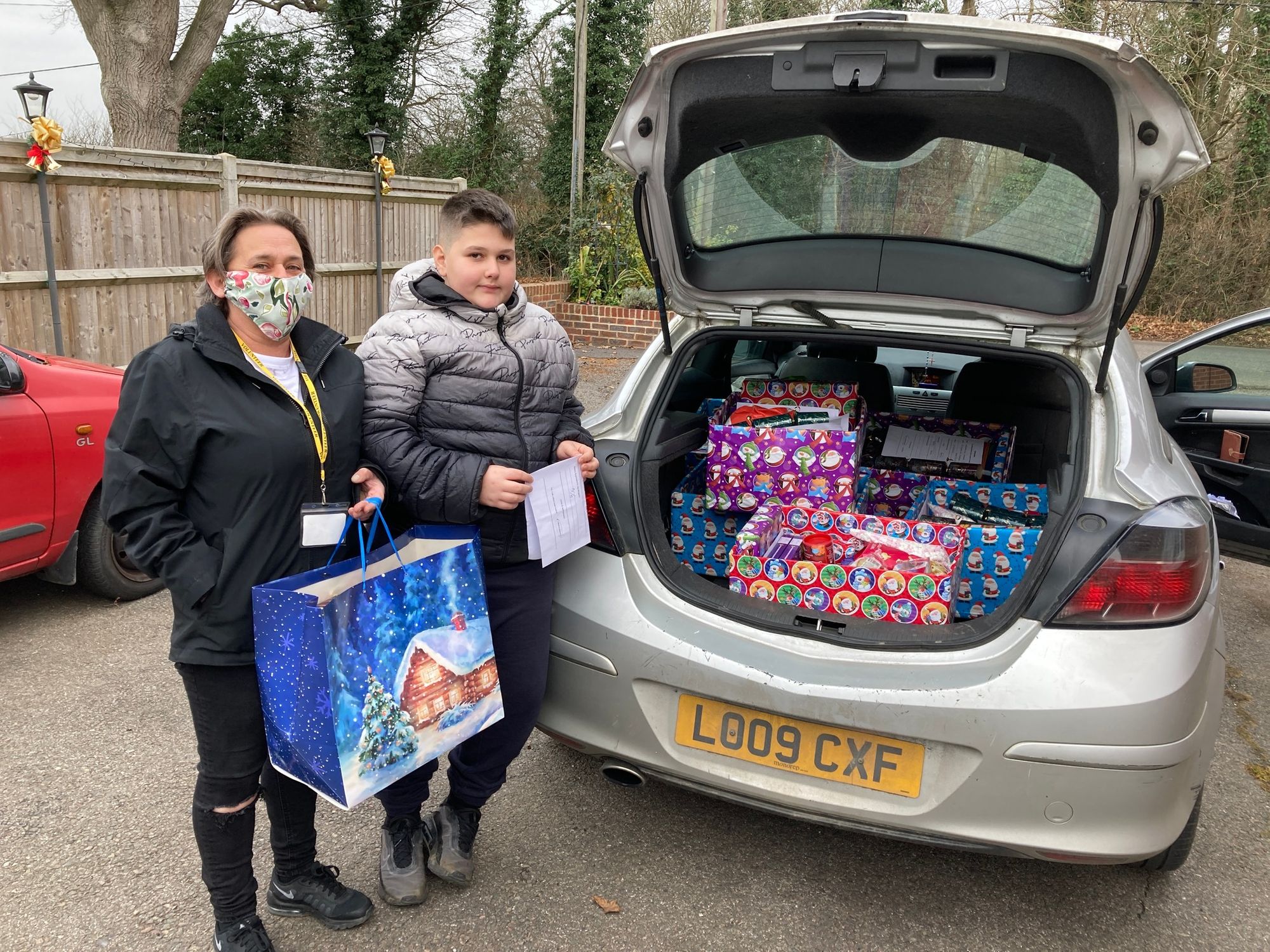 Christmas hampers for disadvantaged families in Kent