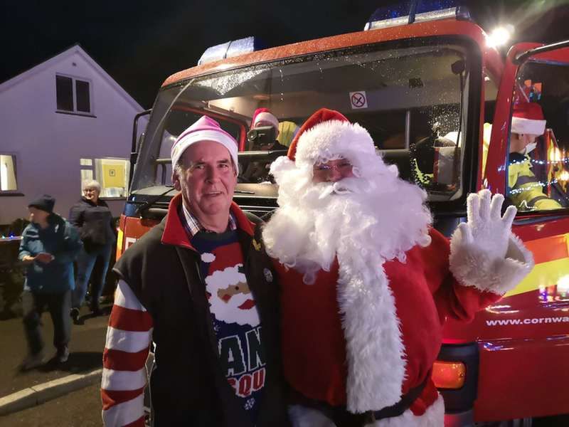 Wadebridge builder's incredible display of love in memory of mother