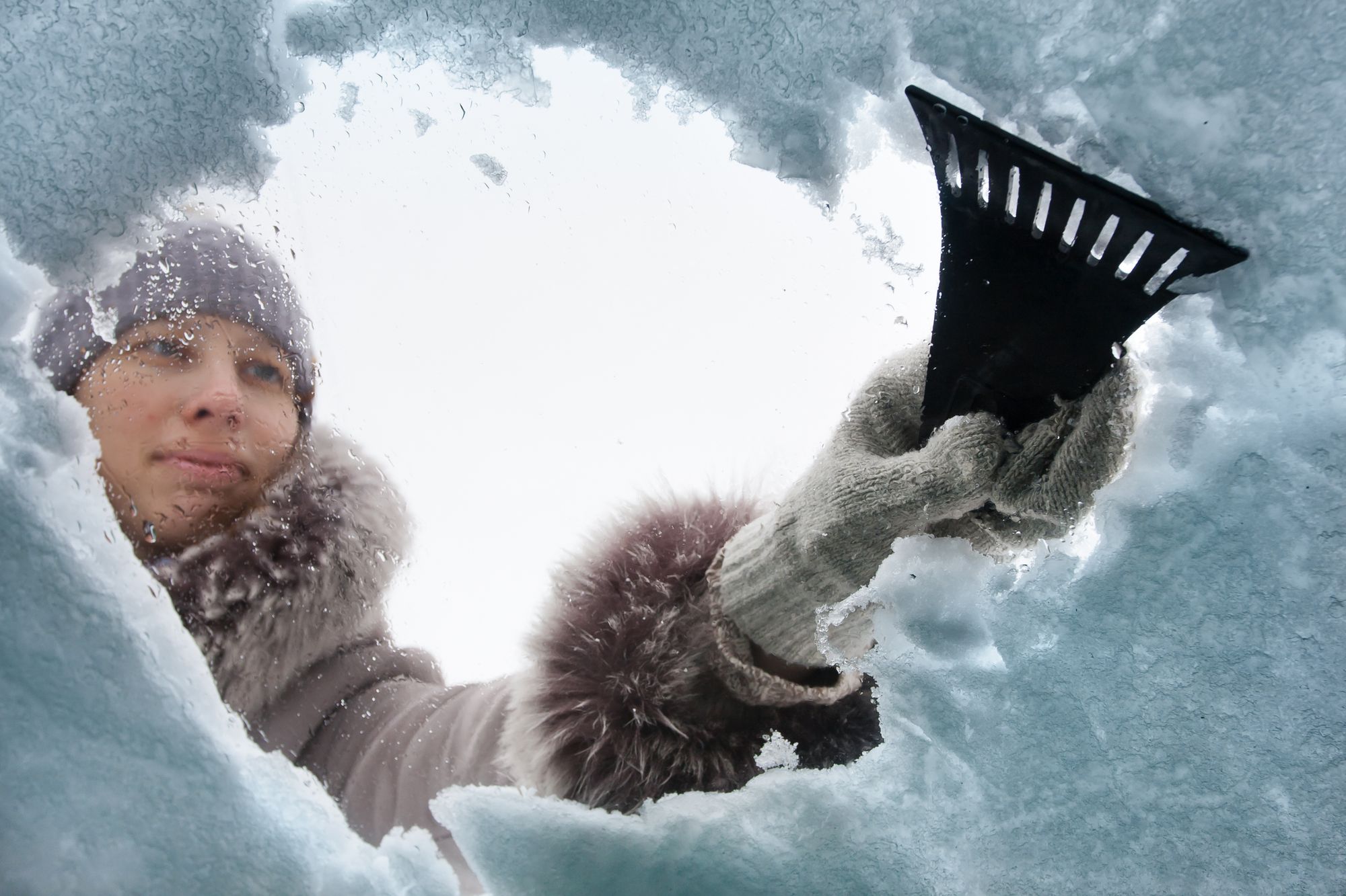 'Pretty smart' social media tip to combat frosted windscreens helps millions