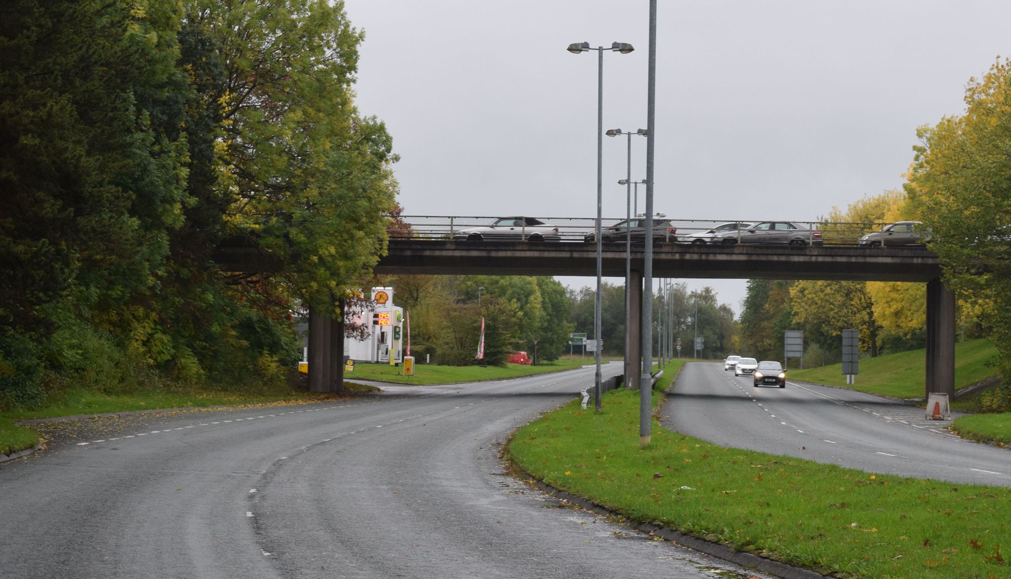 Woman injured as motorbike collides with lamppost in Runcorn