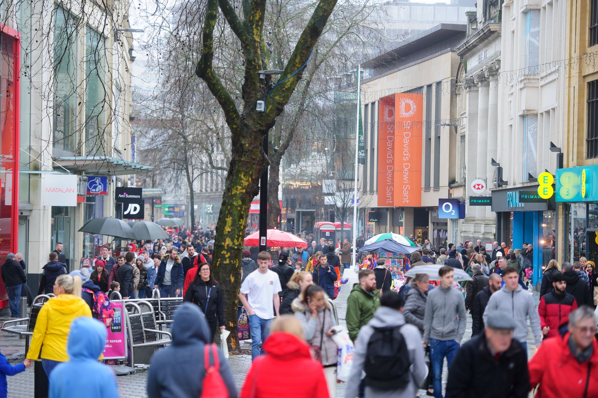 Retail staff reveal the things they never want to hear from Christmas shoppers