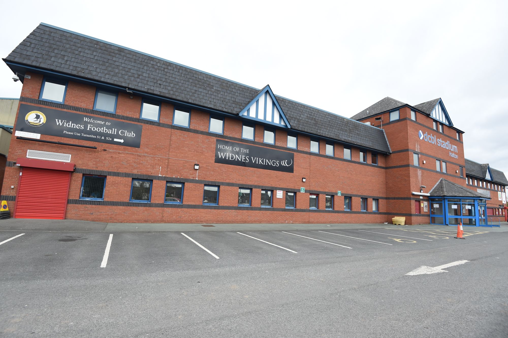'Projectiles' thrown during Widnes FC v Runcorn Linnets 'El Classitoll' derby