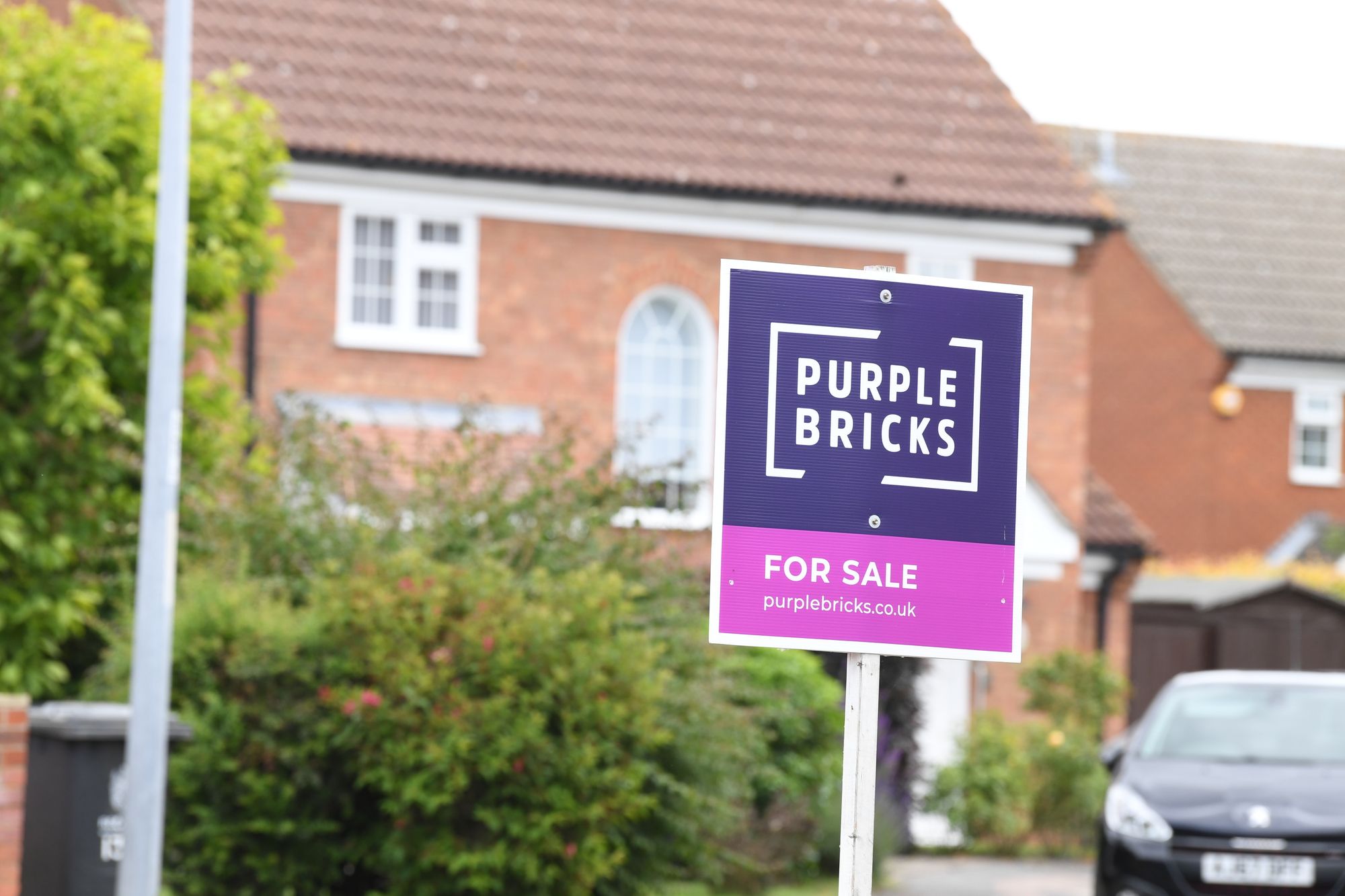 House prices continue to fall see the picture in your region National