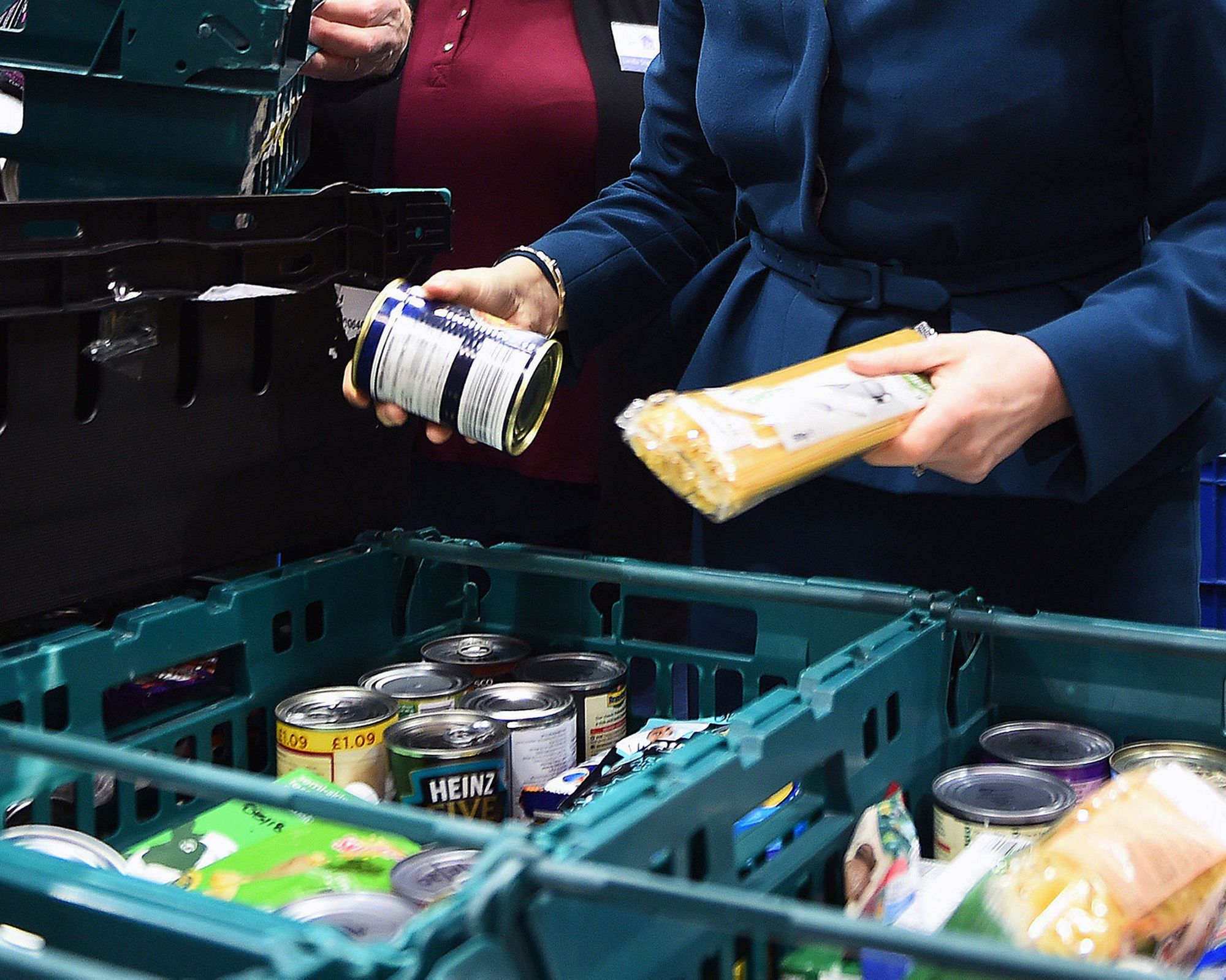 Rochdale Tesco shoppers donate nearly 3,000 meals as part of winter collection