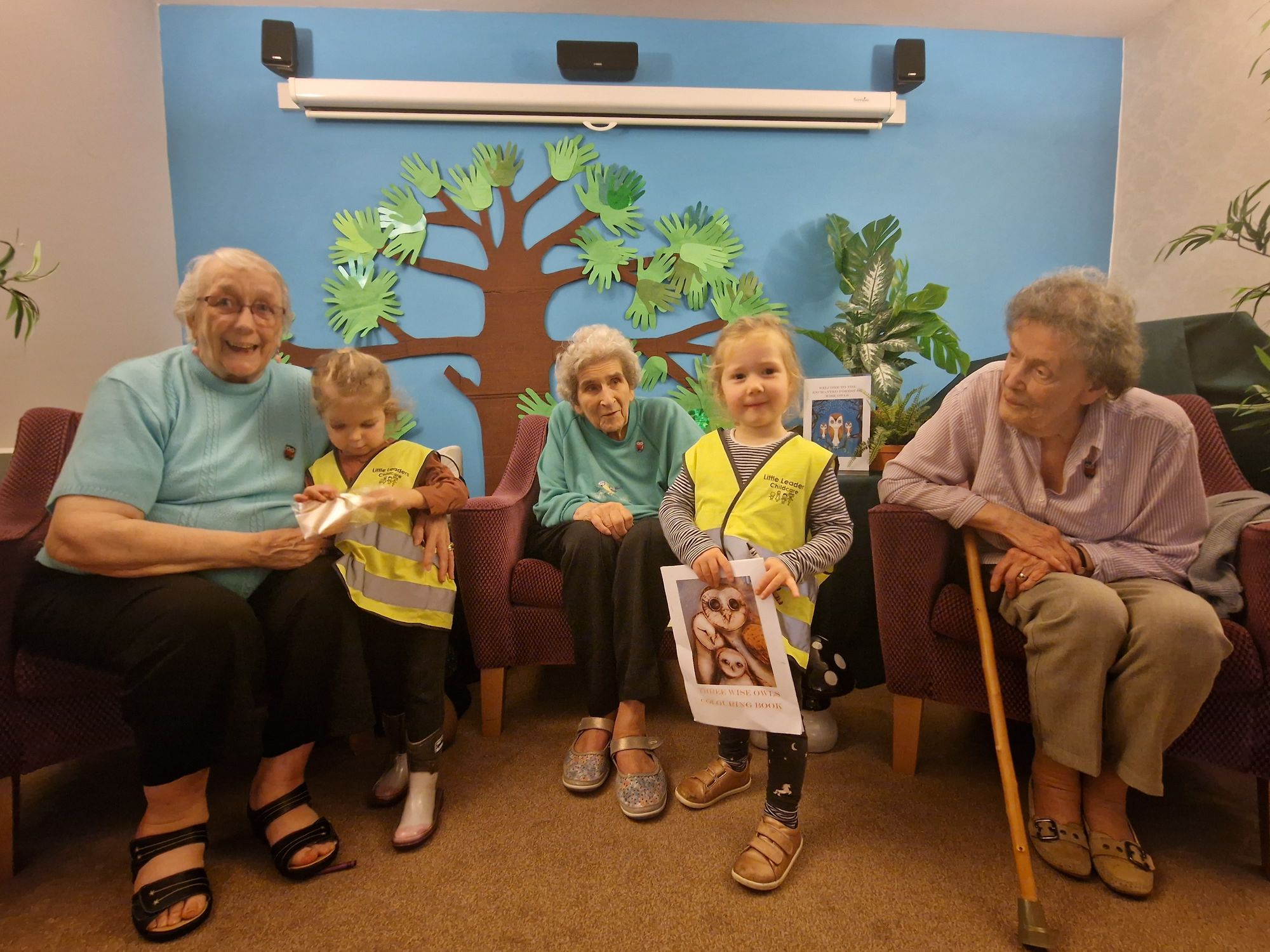Nursery children enjoy 'wise-owl' themed afternoon with Framlingham care home