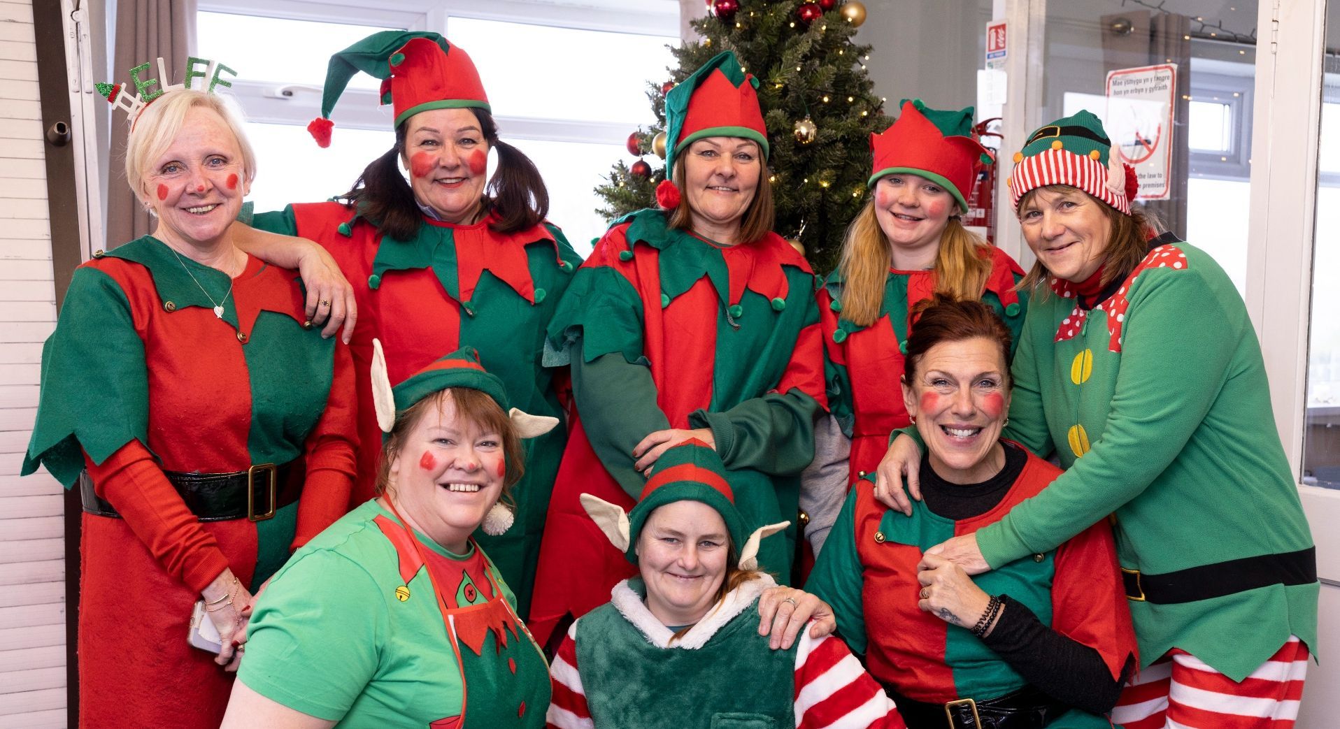 Christmas kicks off in Cwmdare as families enjoy volunteer-led events