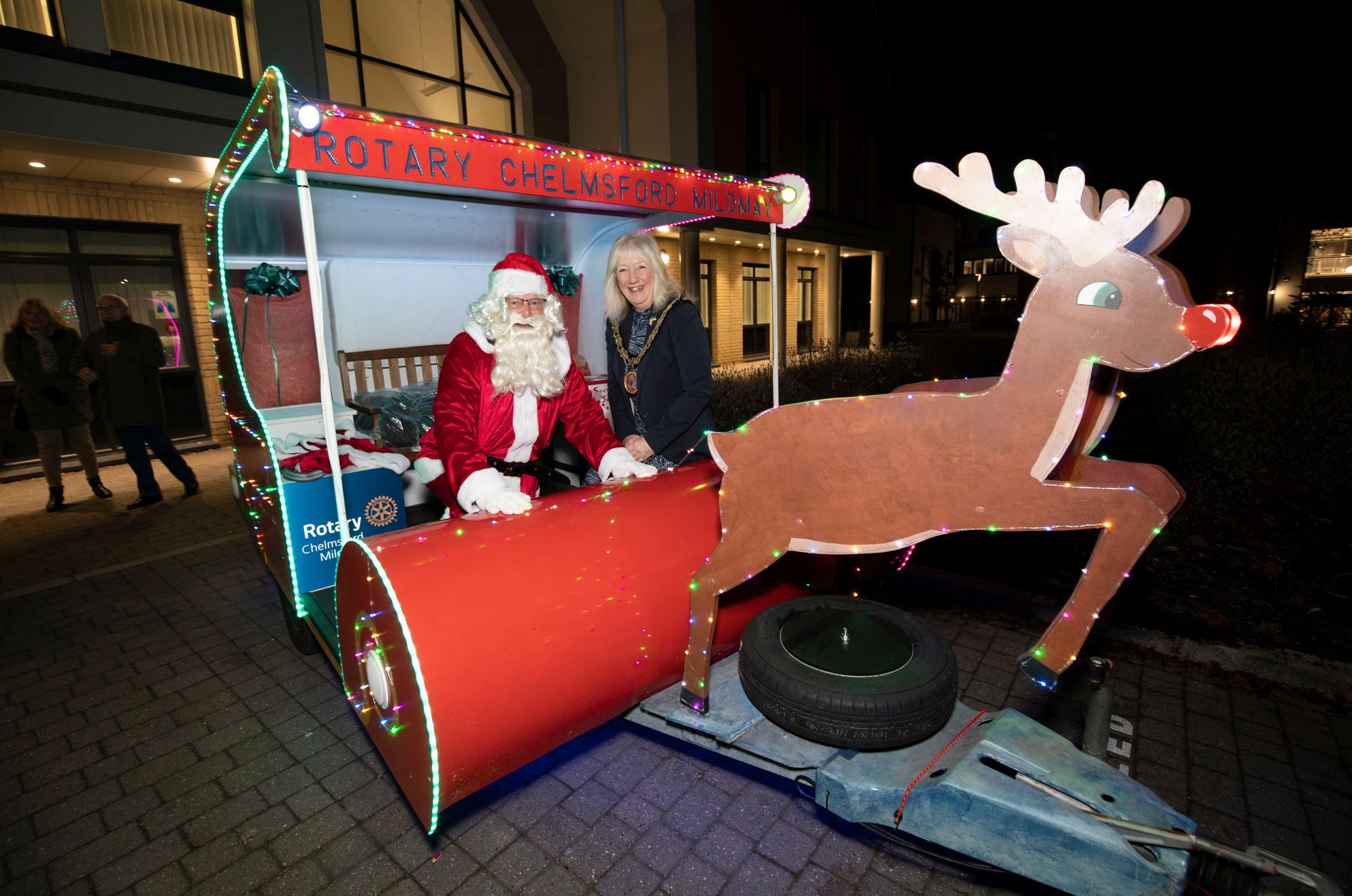 Mayor of Chelmsford launches Chelmsford Mildmay Rotary Club’s Santa Sleigh tour