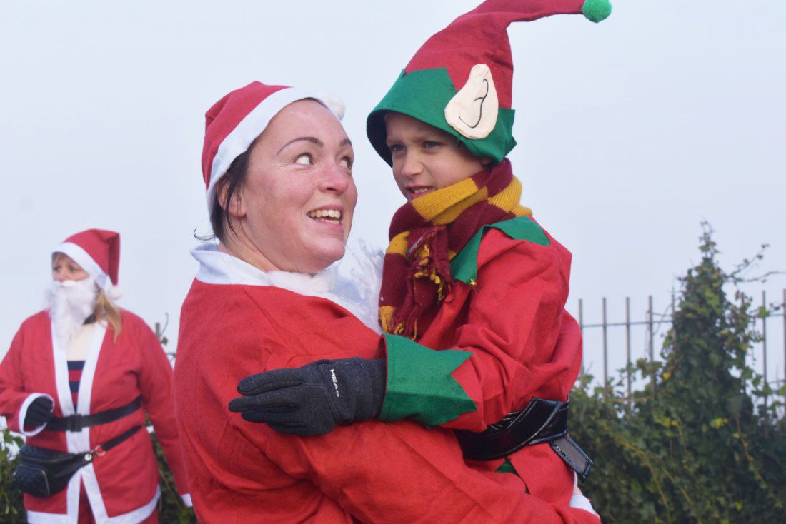 Margate festive fun run helps raise thousands for hospice care