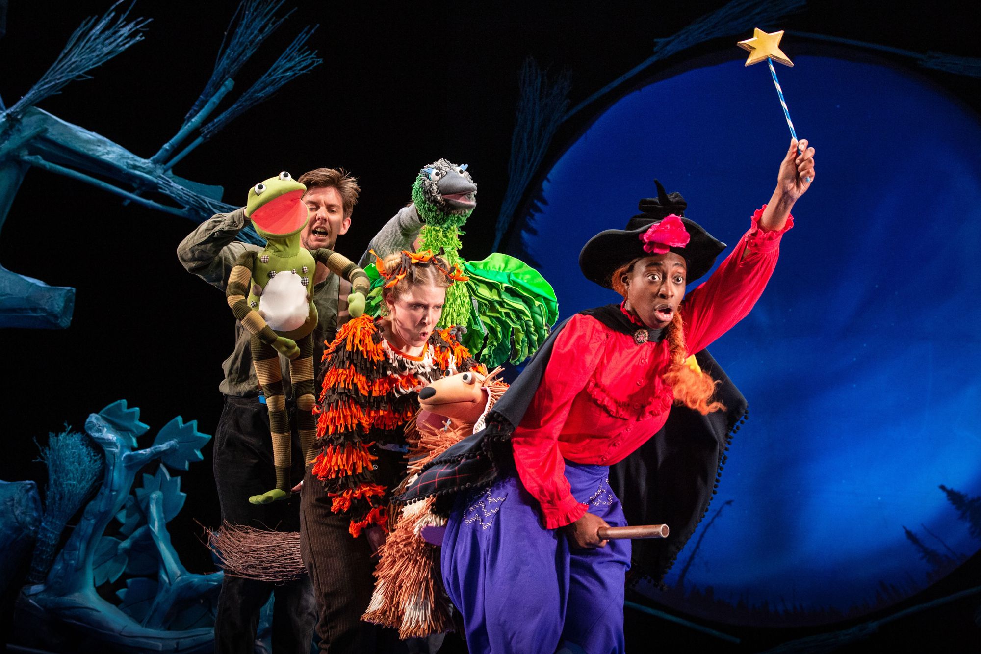 The Lowry brings theatre magic to poorly children across Greater Manchester this Christmas