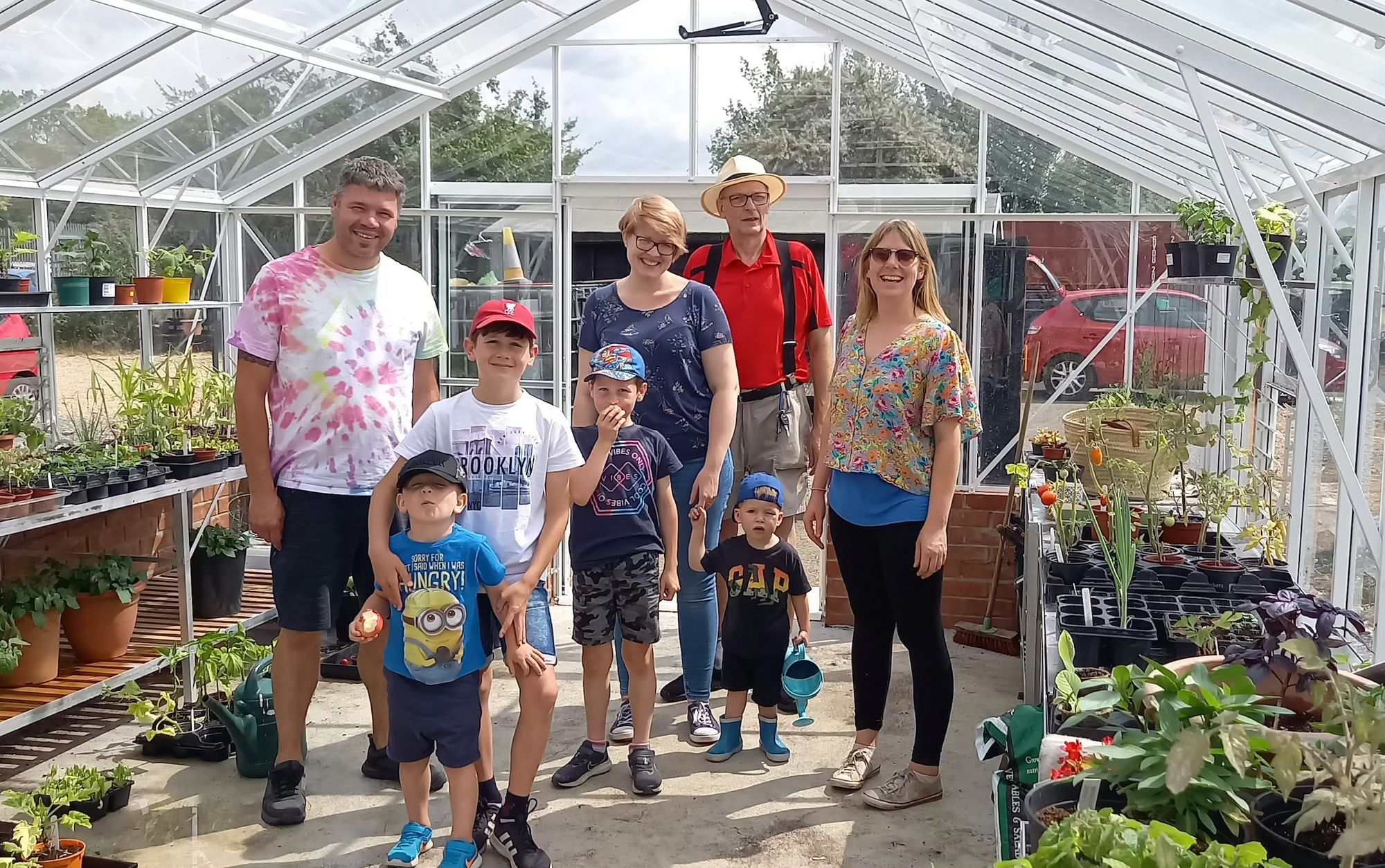 Café brings community together to tackle climate crisis