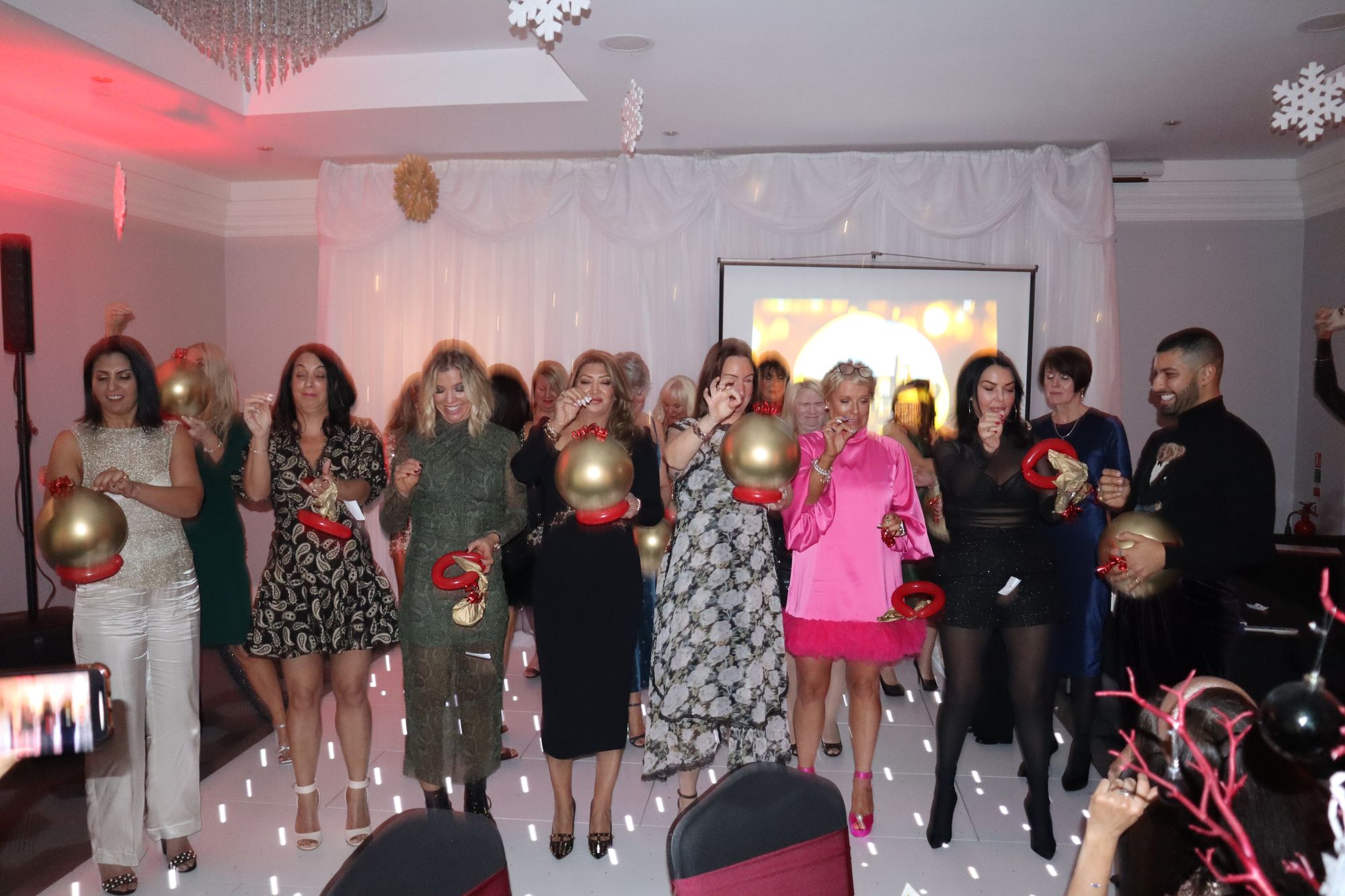 Rochdale’s Springhill Hospice raise more than £8,000 with ‘Christmas Cracker’ event
