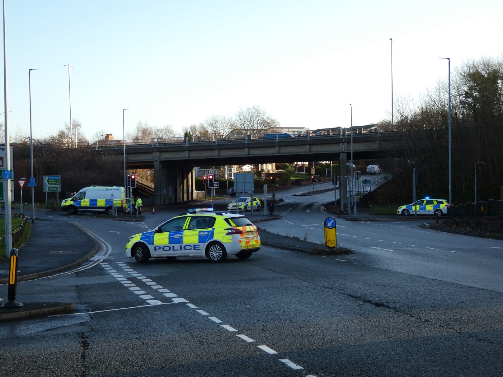 Police called to concern for welfare at Runcorn junction