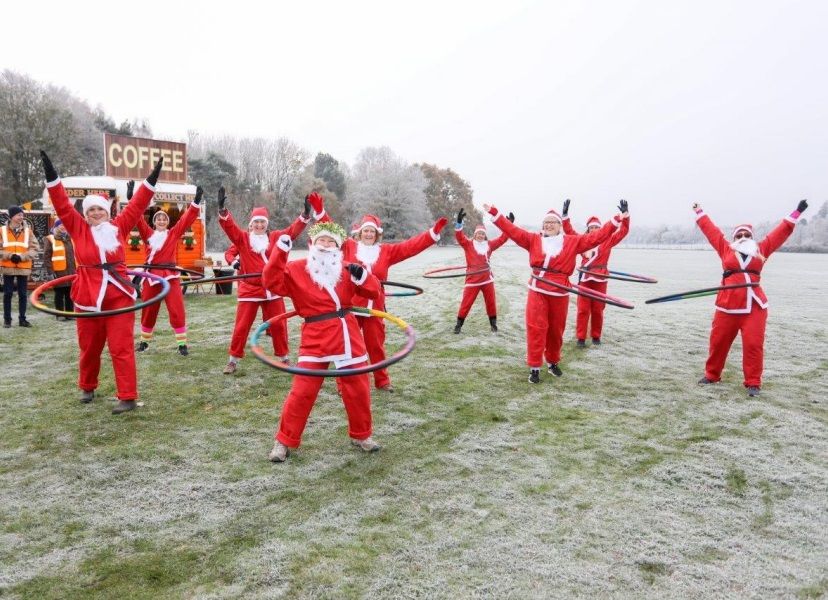 Over 150 Santas join wintry fun run to raise funds for hospice care