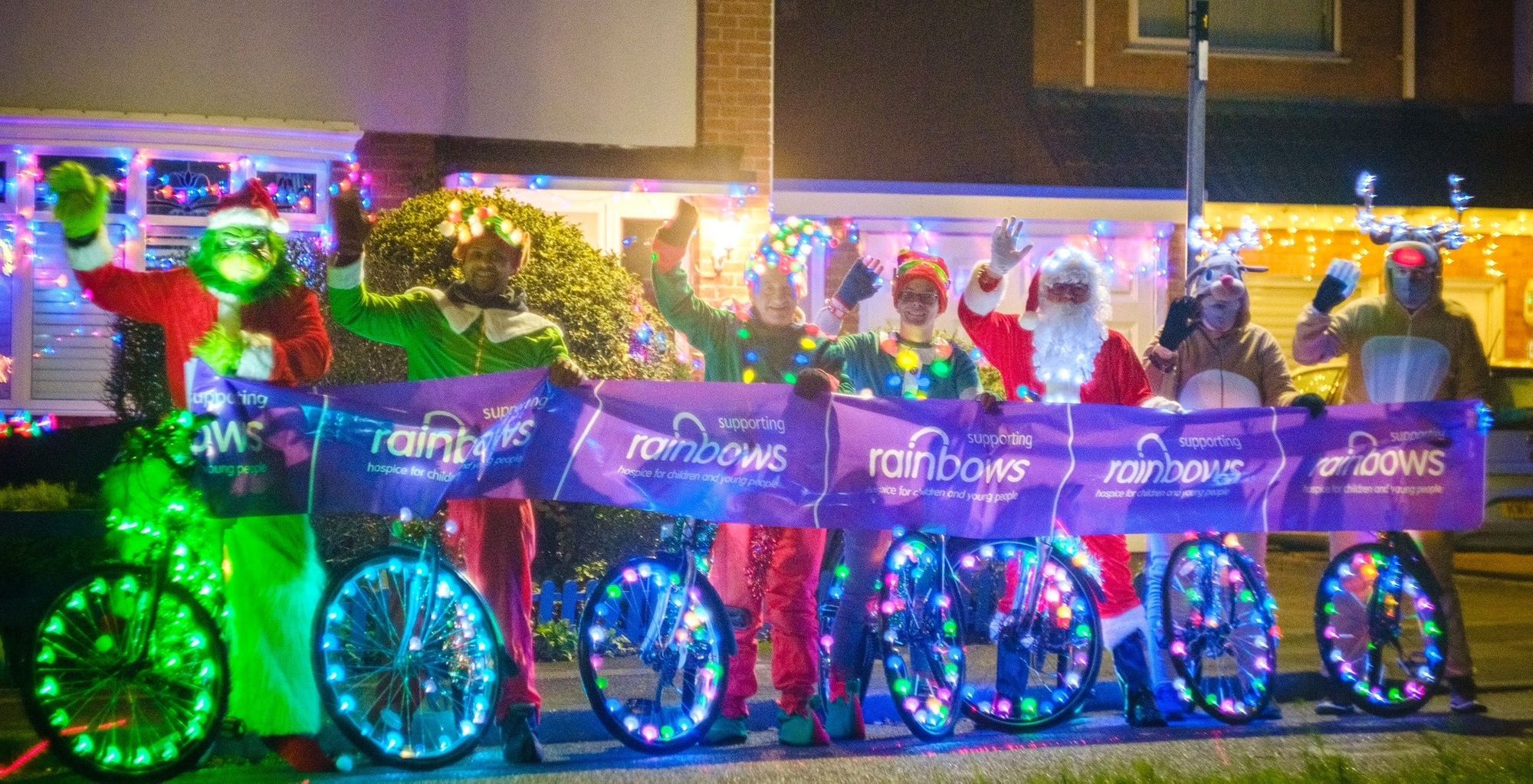 Leicester family don Christmas outfits for local hospice fundraiser