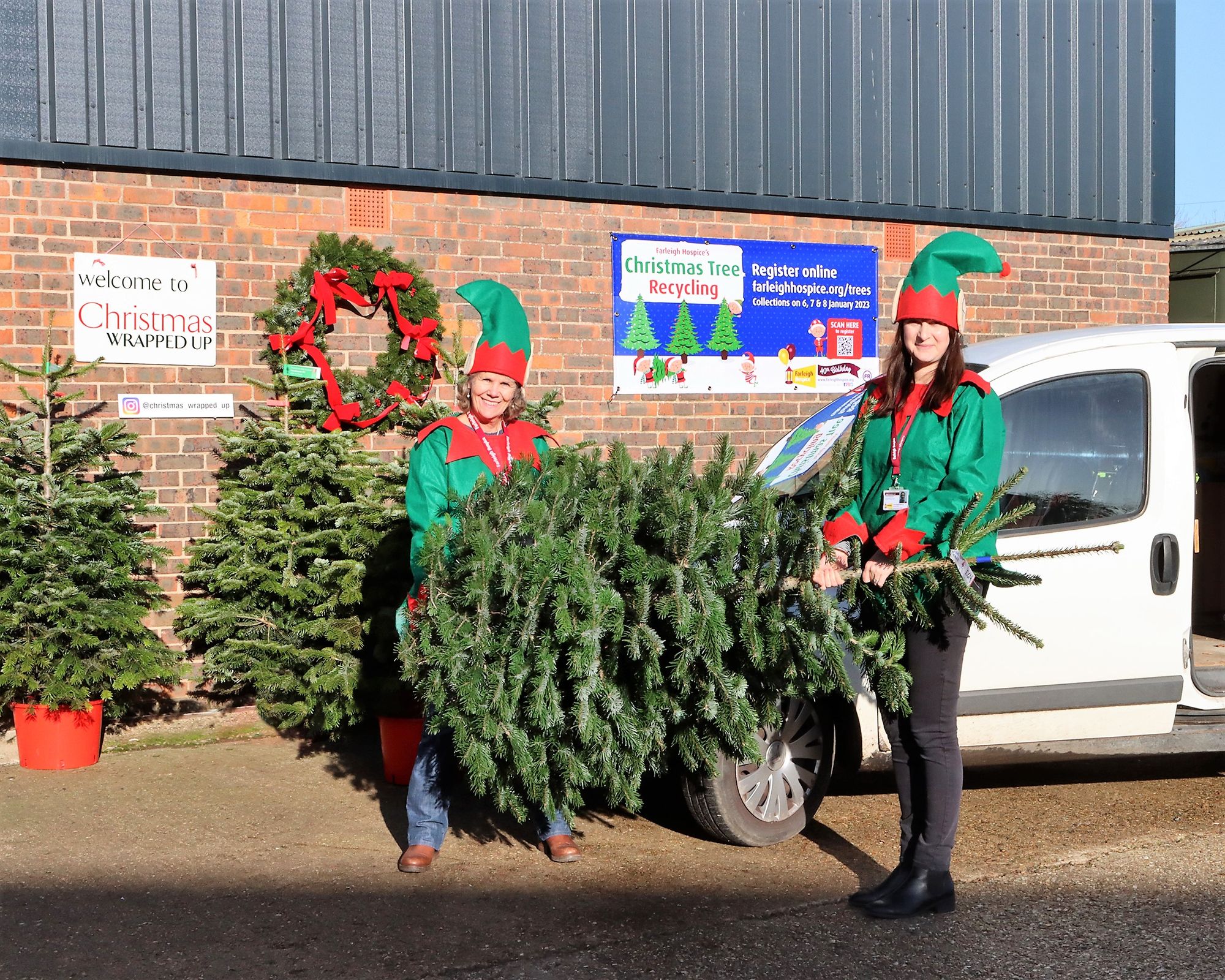 Register now for Farleigh Hospice’s Christmas tree recycling service