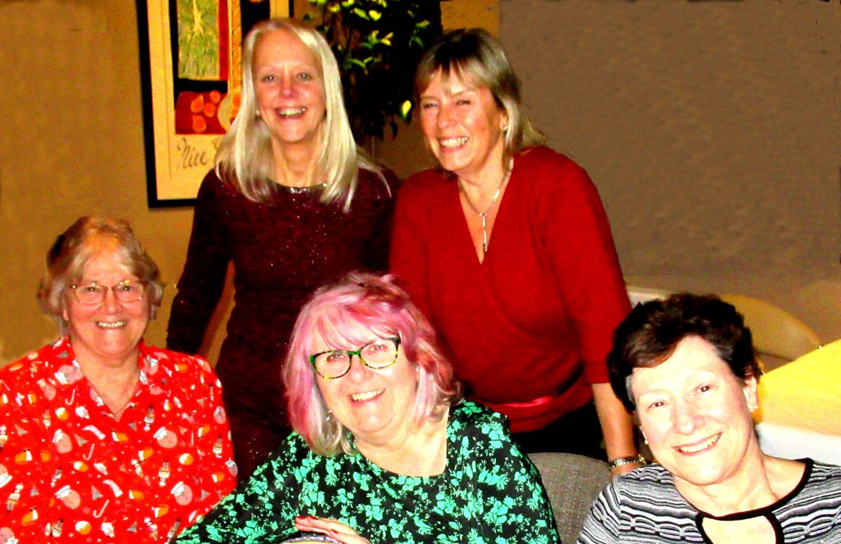 Tatsfield Village: The Tatty Knitters big night out!