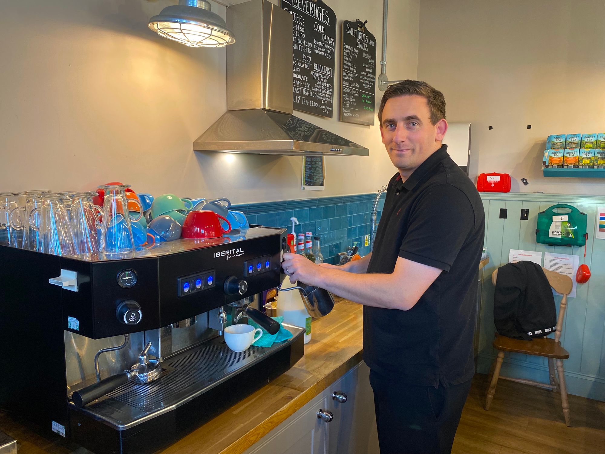Community cafe opens its doors as Warm Hub amid rising energy costs