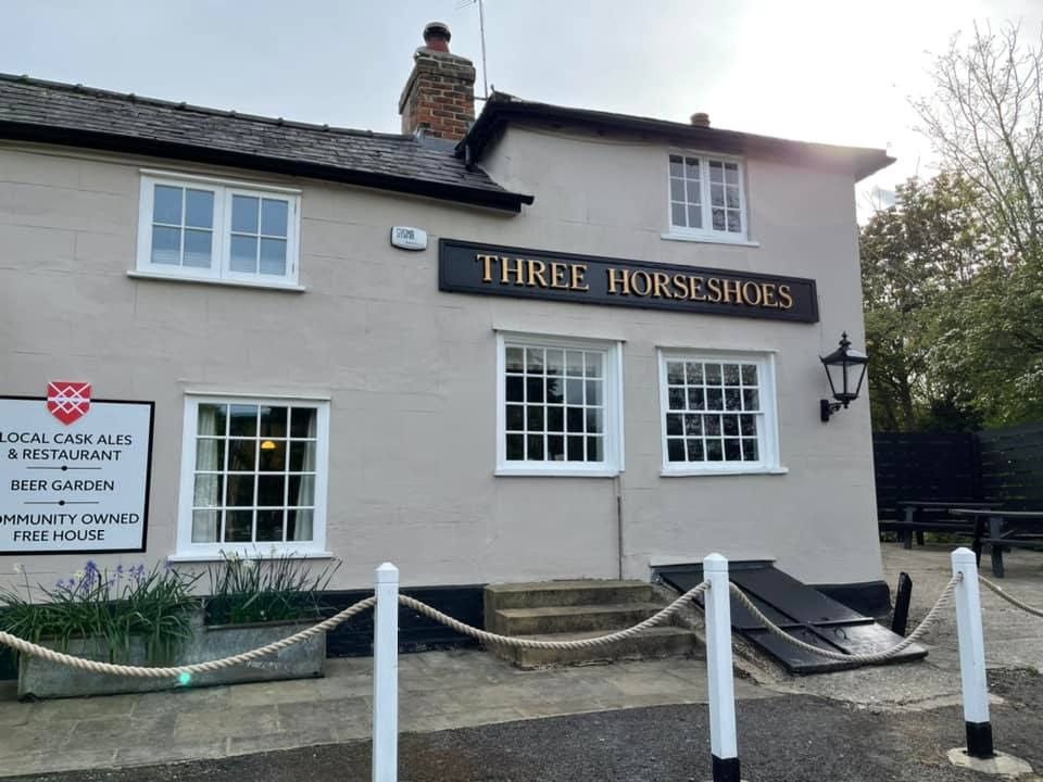 Essex residents recognised for efforts in saving village pub