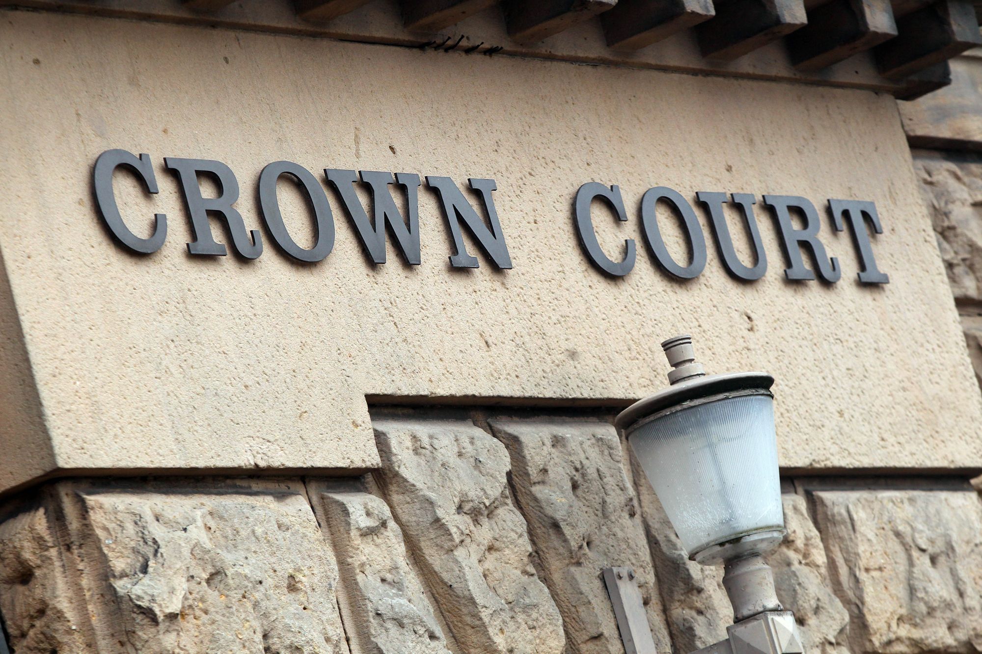 Runcorn man ran off from police after arrest