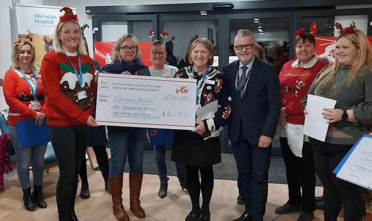 Carmarthenshire’s Werndale Hospital raises money for Wales Air Ambulance