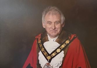 Tributes paid after passing of former Llanelli mayor Dyfrig Thomas