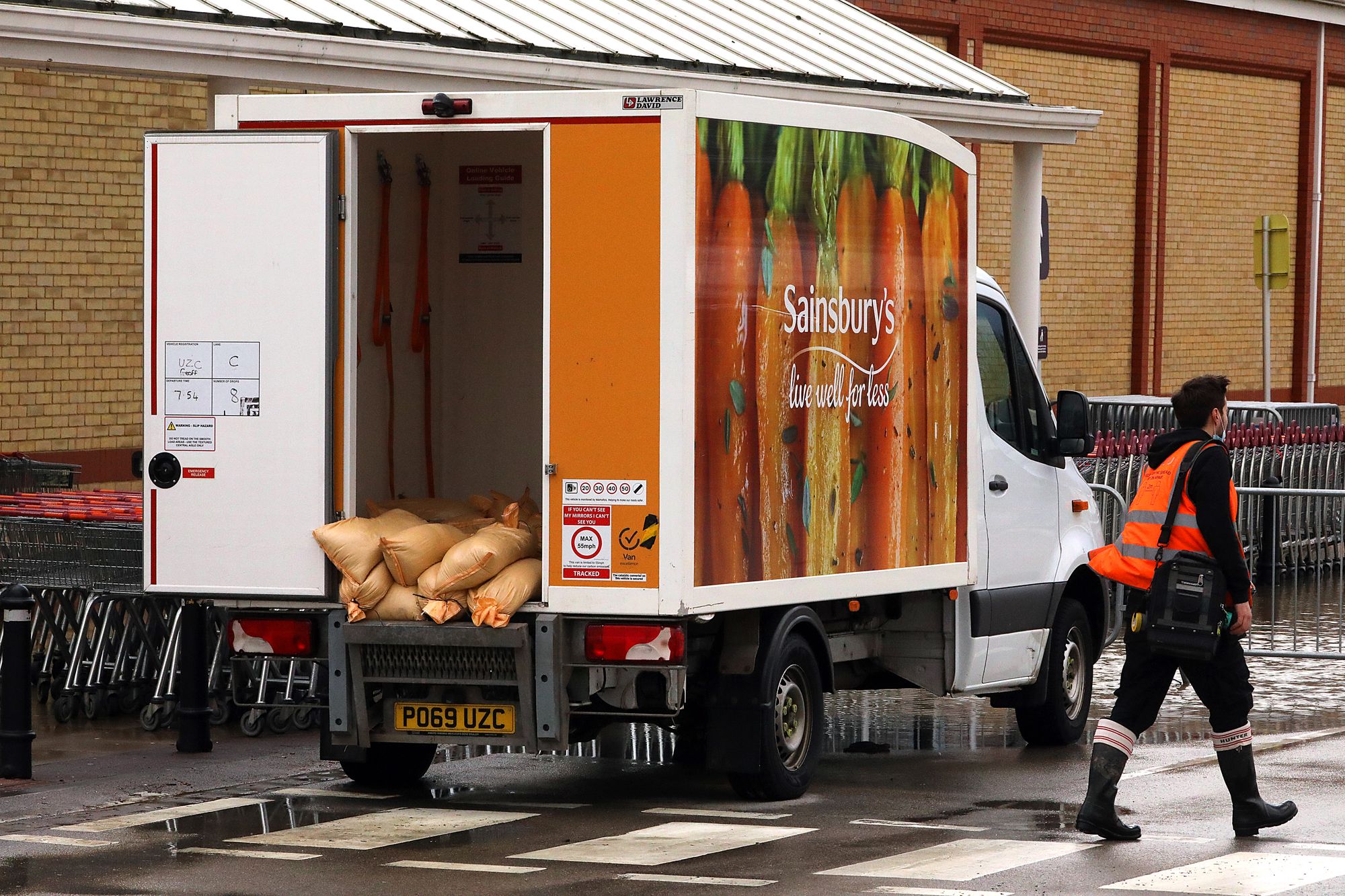 Sainsbury's announces change to online delivery service