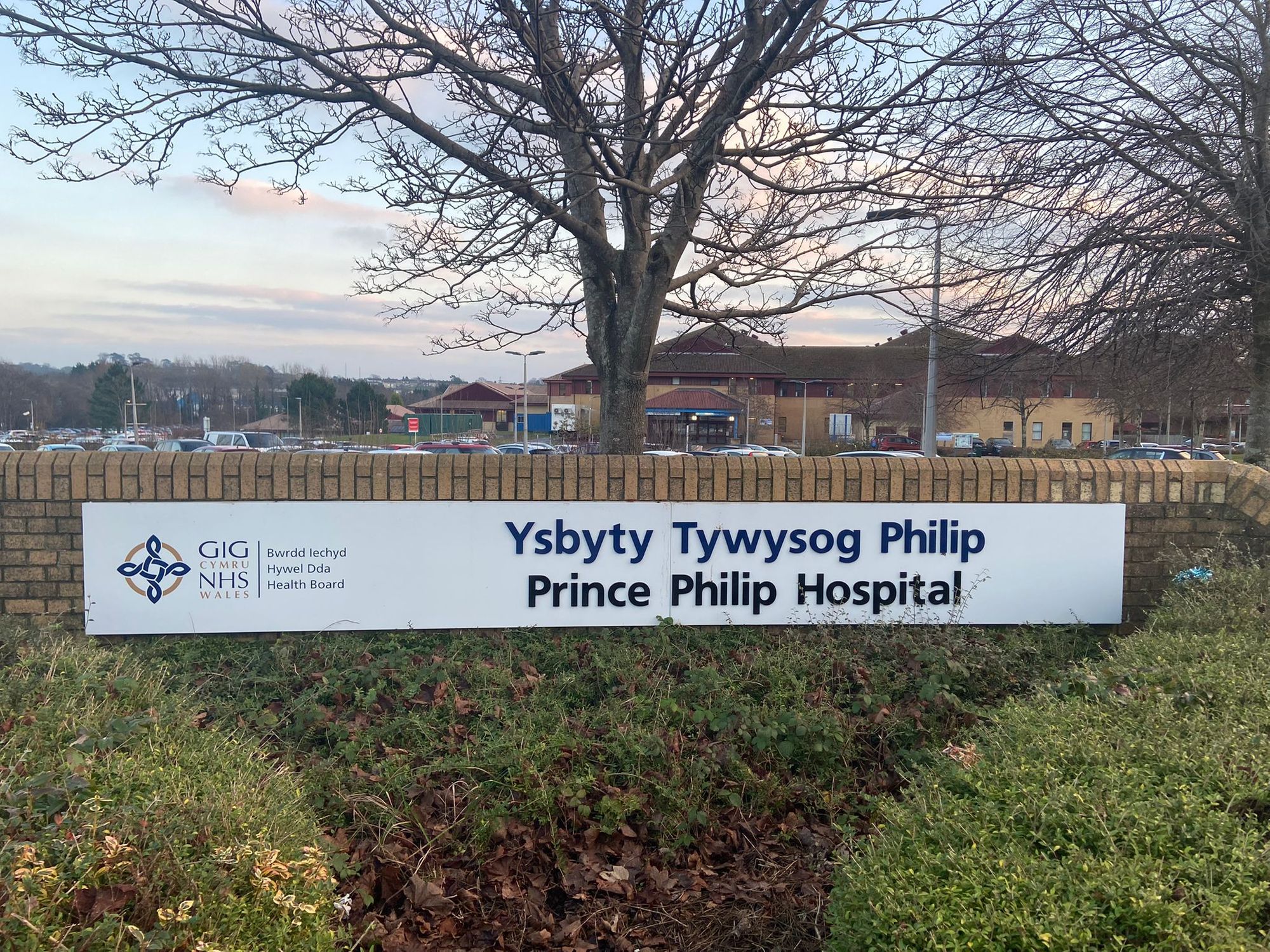 Llanelli’s Prince Philip Hospital still cannot admit most seriously ill to intensive care