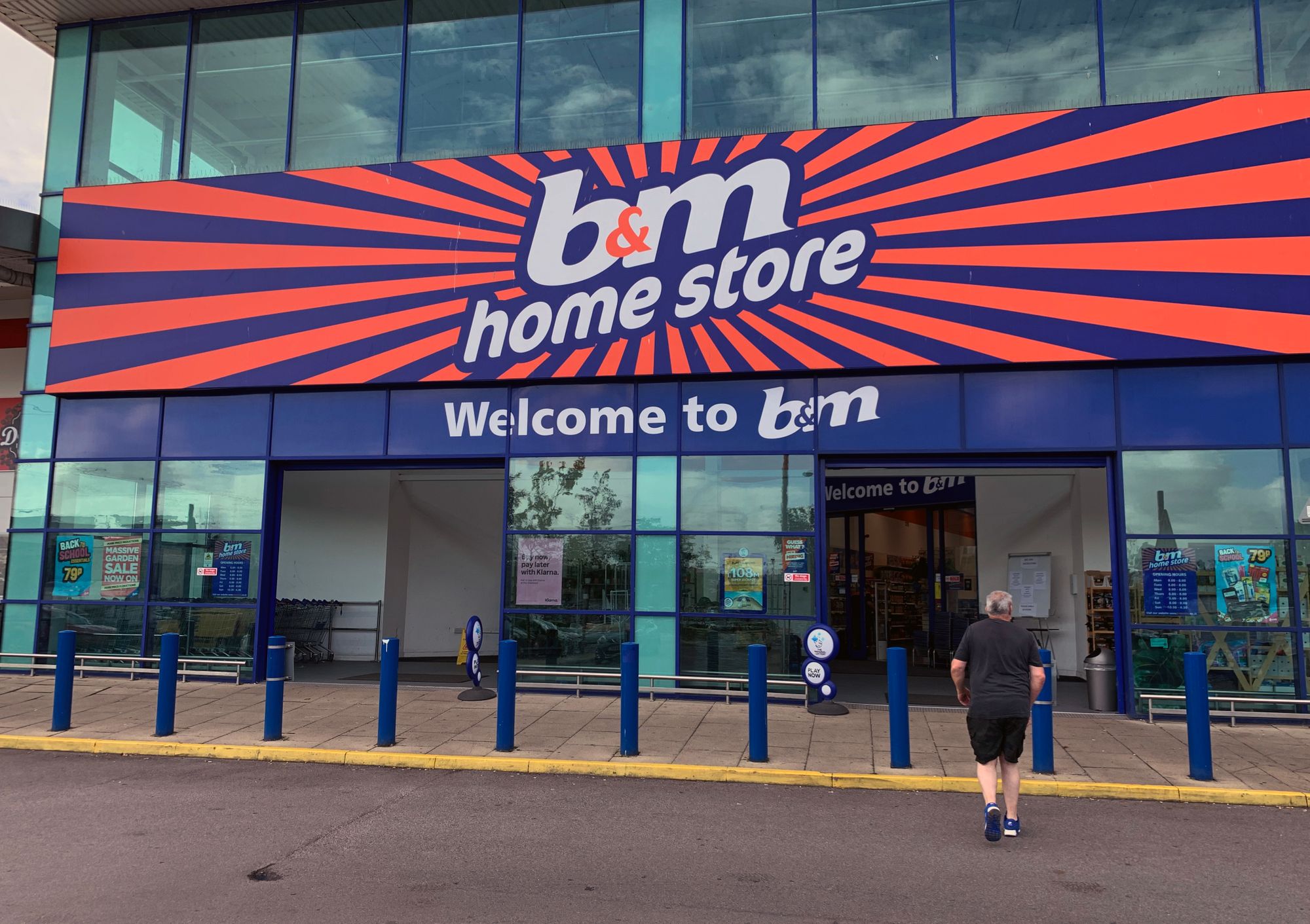 B&M shoppers praise 'brilliant' £18 item that can save you money when drying clothes
