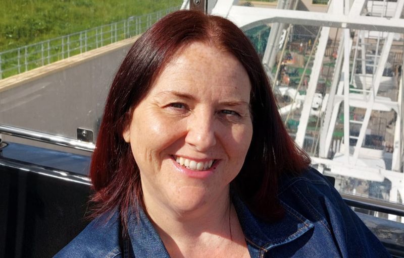 Volunteer helps make Christmas for young people in Manchester's mental health wards