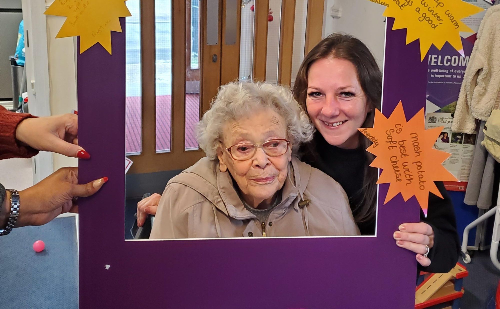 Orpington care residents share 'pearls of wisdom' with young mums