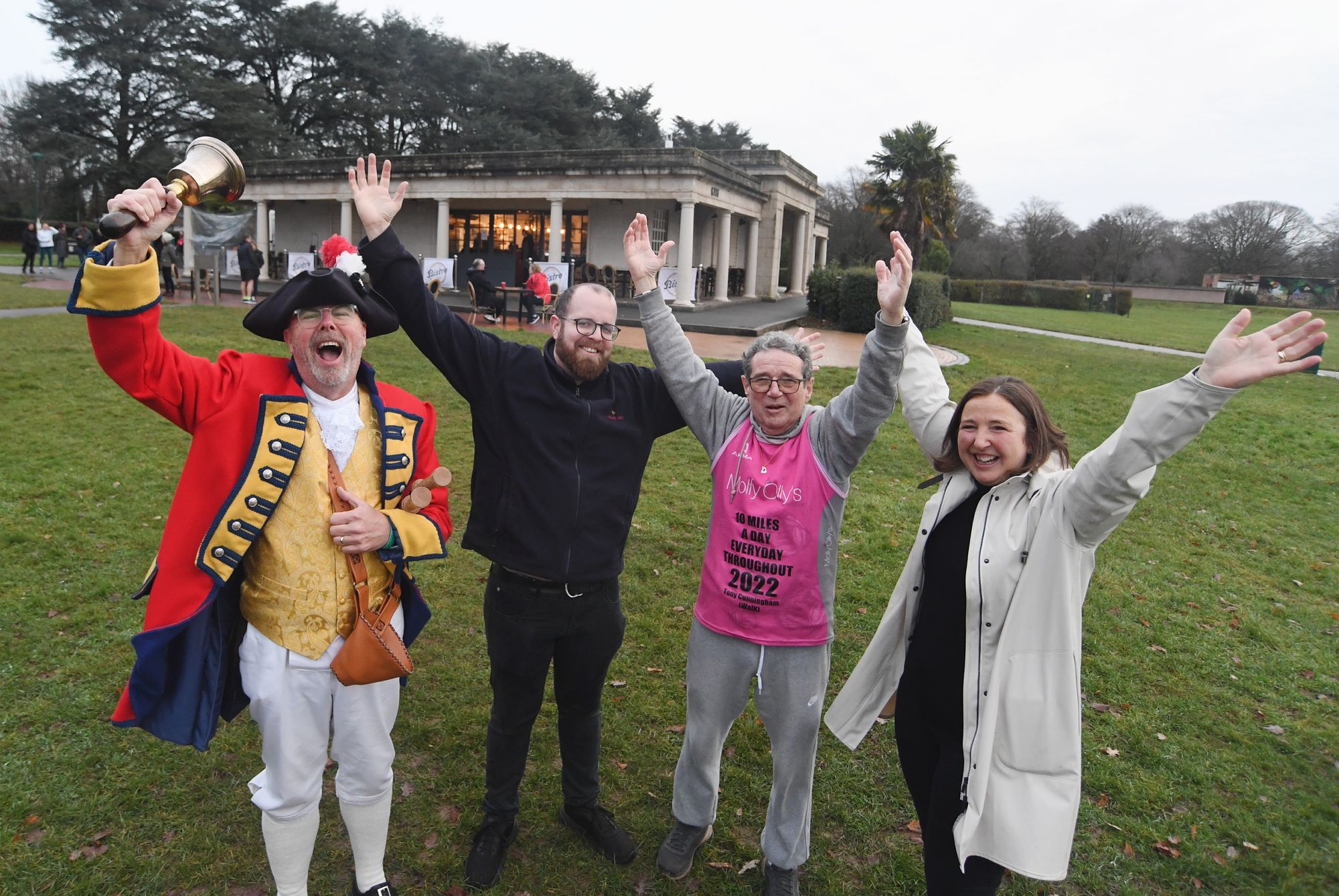 Coventry great-grandad gets a hero's welcome at the end of his walking challenge for Molly Ollys