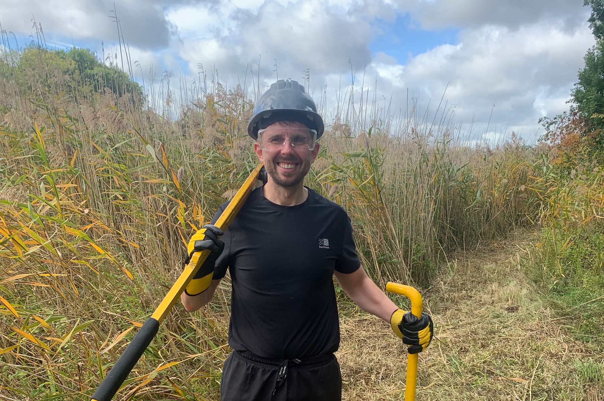 Coventry and Warwickshire volunteers help improve wetland and riverbanks