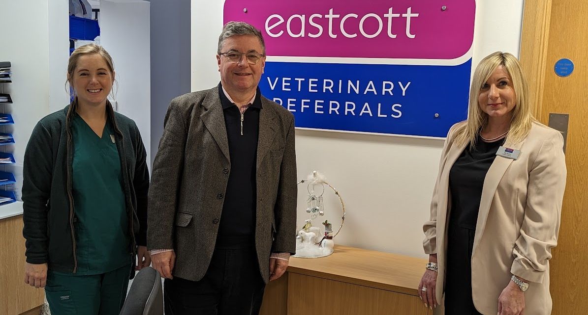 MP 'heaps praise' on Swindon animal hospital after £3 million refurb