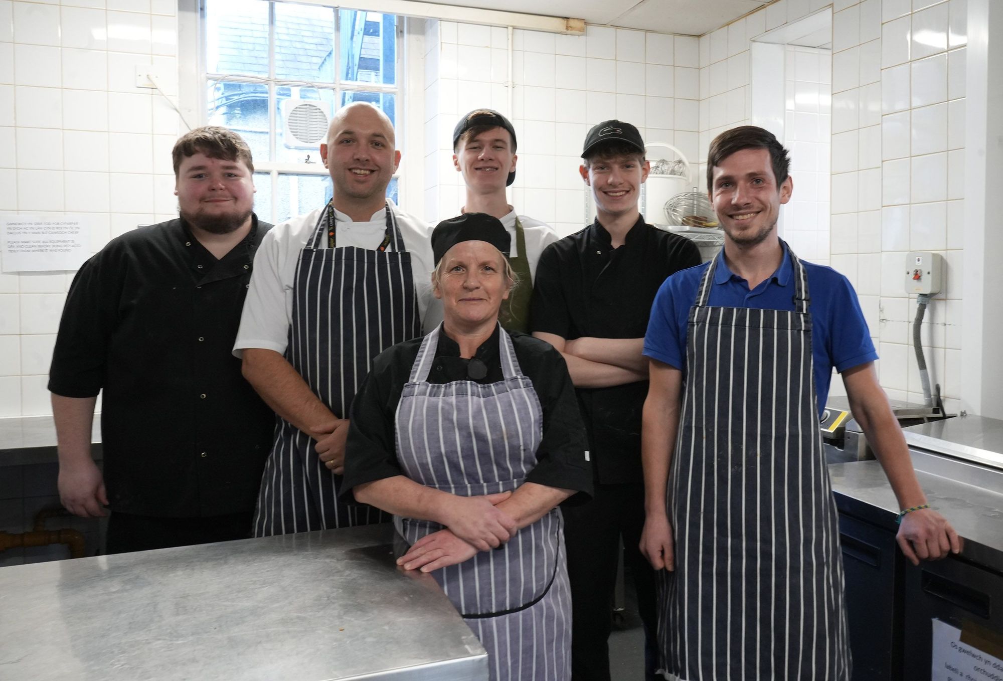 Ukrainian chef cooks up a traditional dish for Ukrainian students in Carmarthenshire