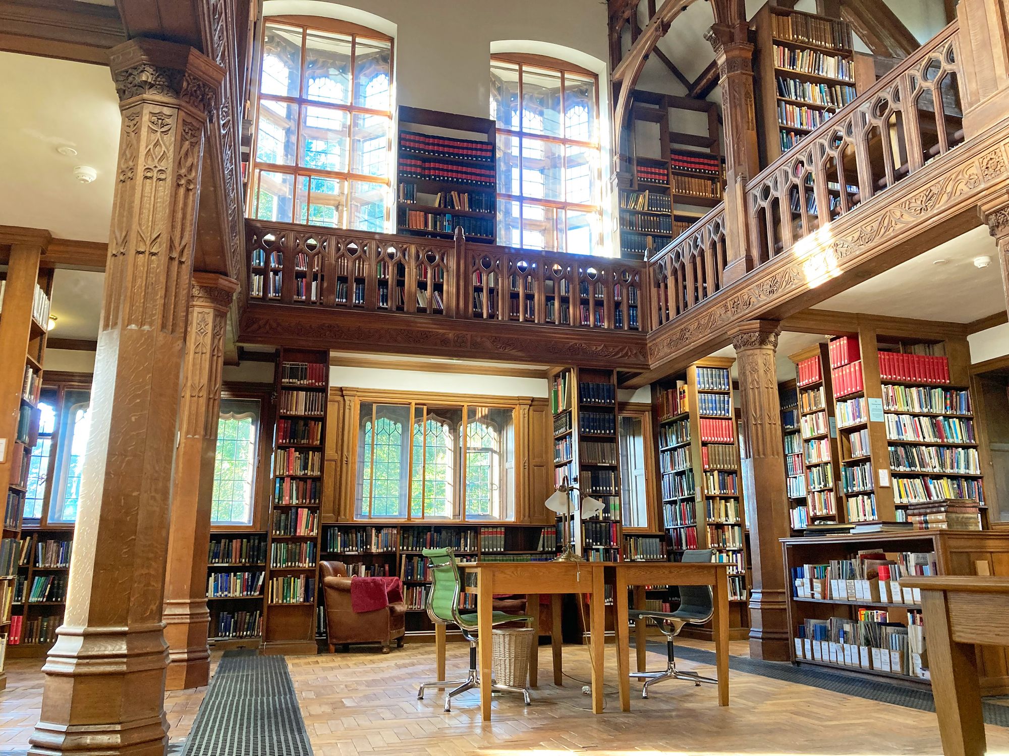 Simon Armitage and Hanan Issa to read at Gladstone's Library