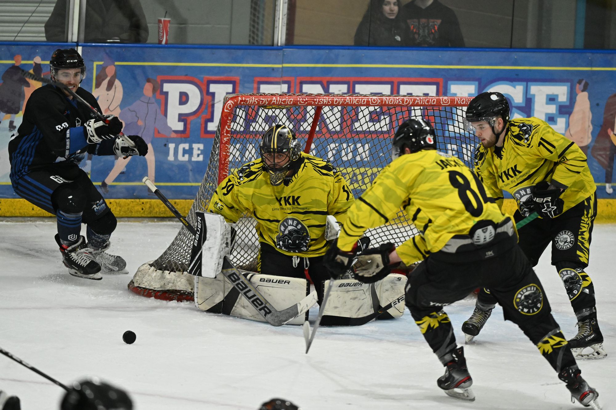 Ice Hockey: Cup thrashing shock for Wild