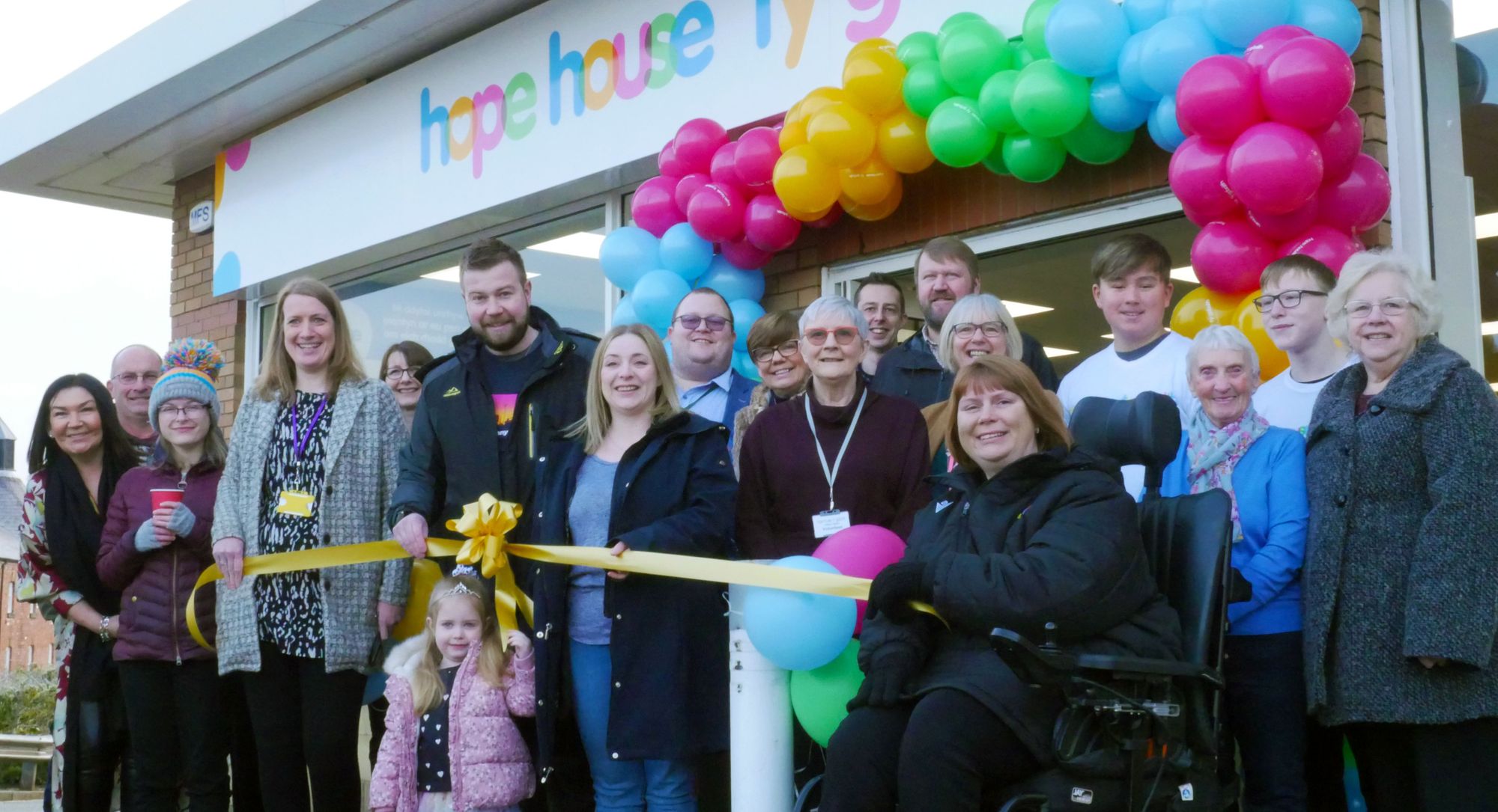 Hope House opens new shop in Wrexham's Island Green Retail Park