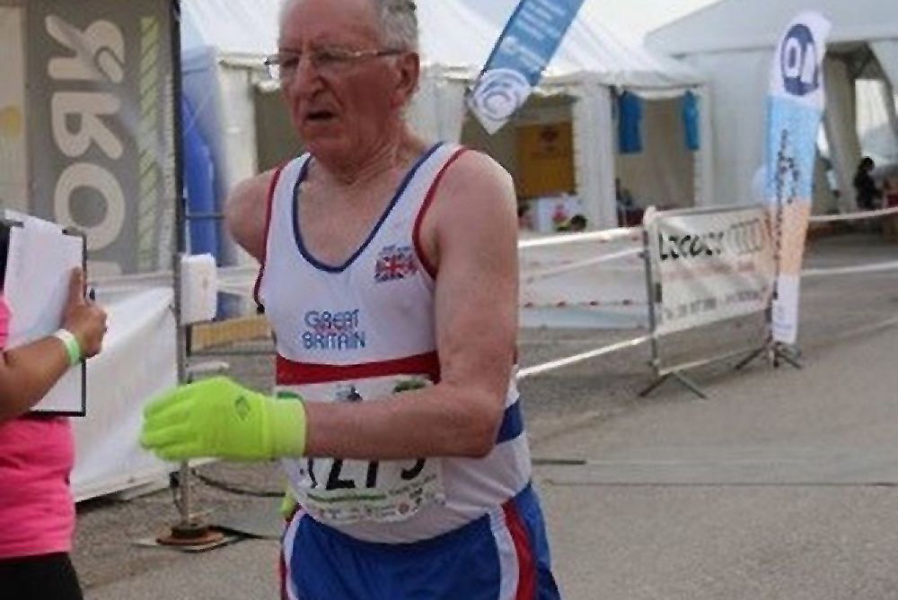 83-year-old Plymouth vet gets ready to run London marathon - again