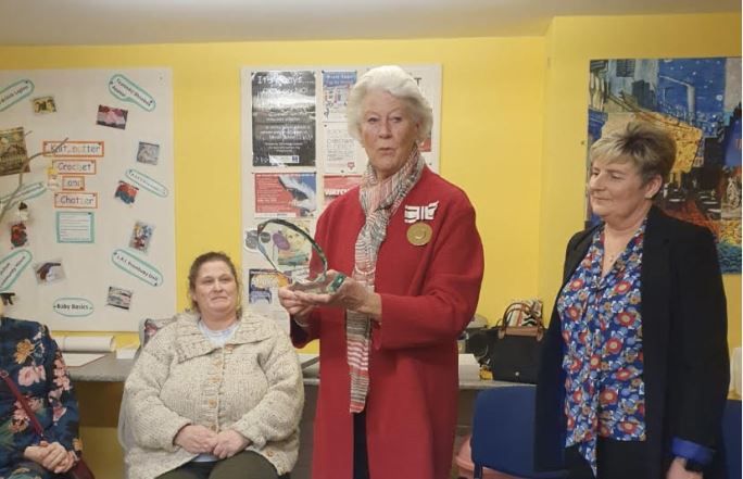 Platinum Jubilee Award celebrated by Earl Shilton support group