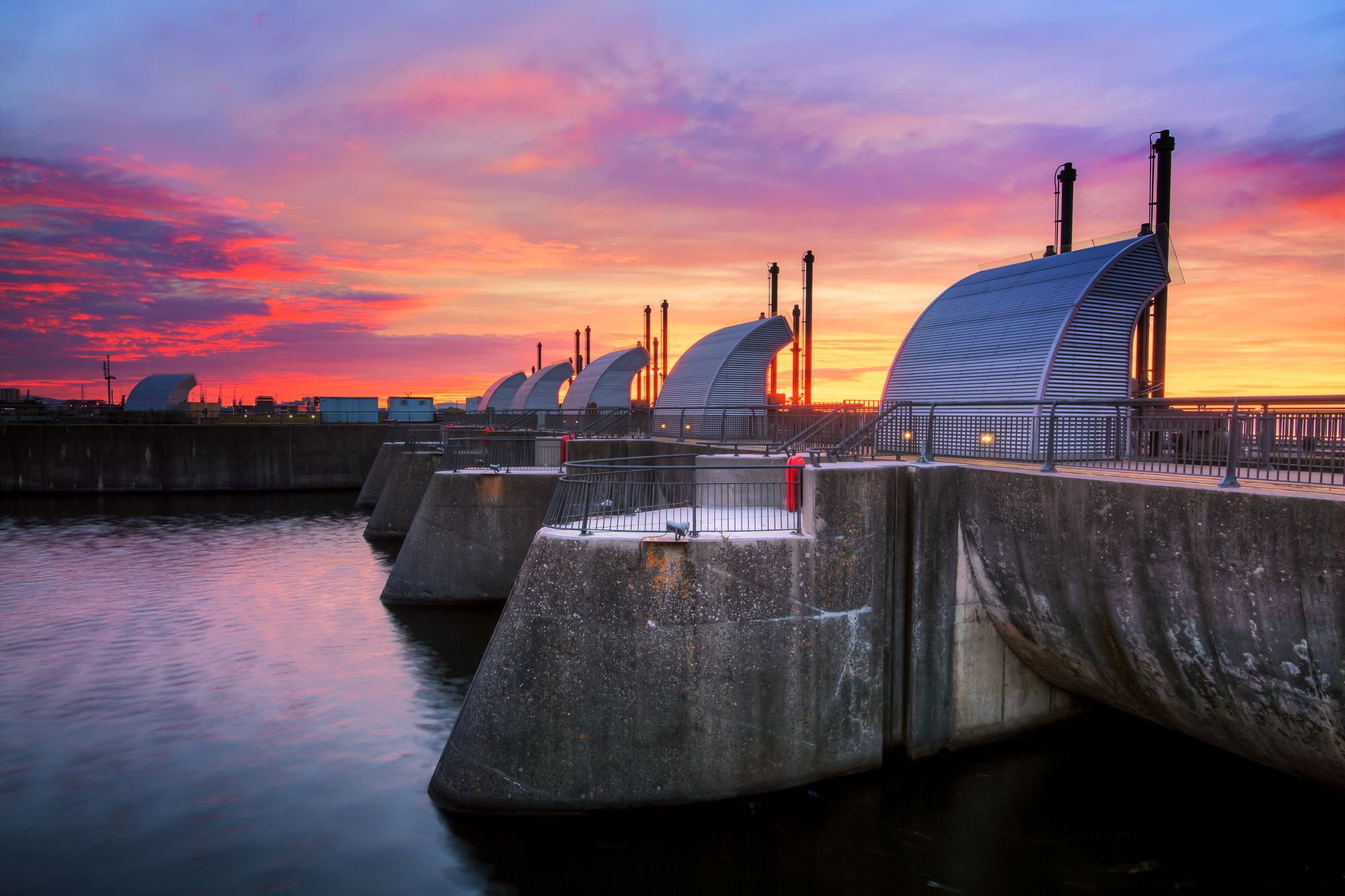 Temporary closure of Cardiff Bay Barrage this week
