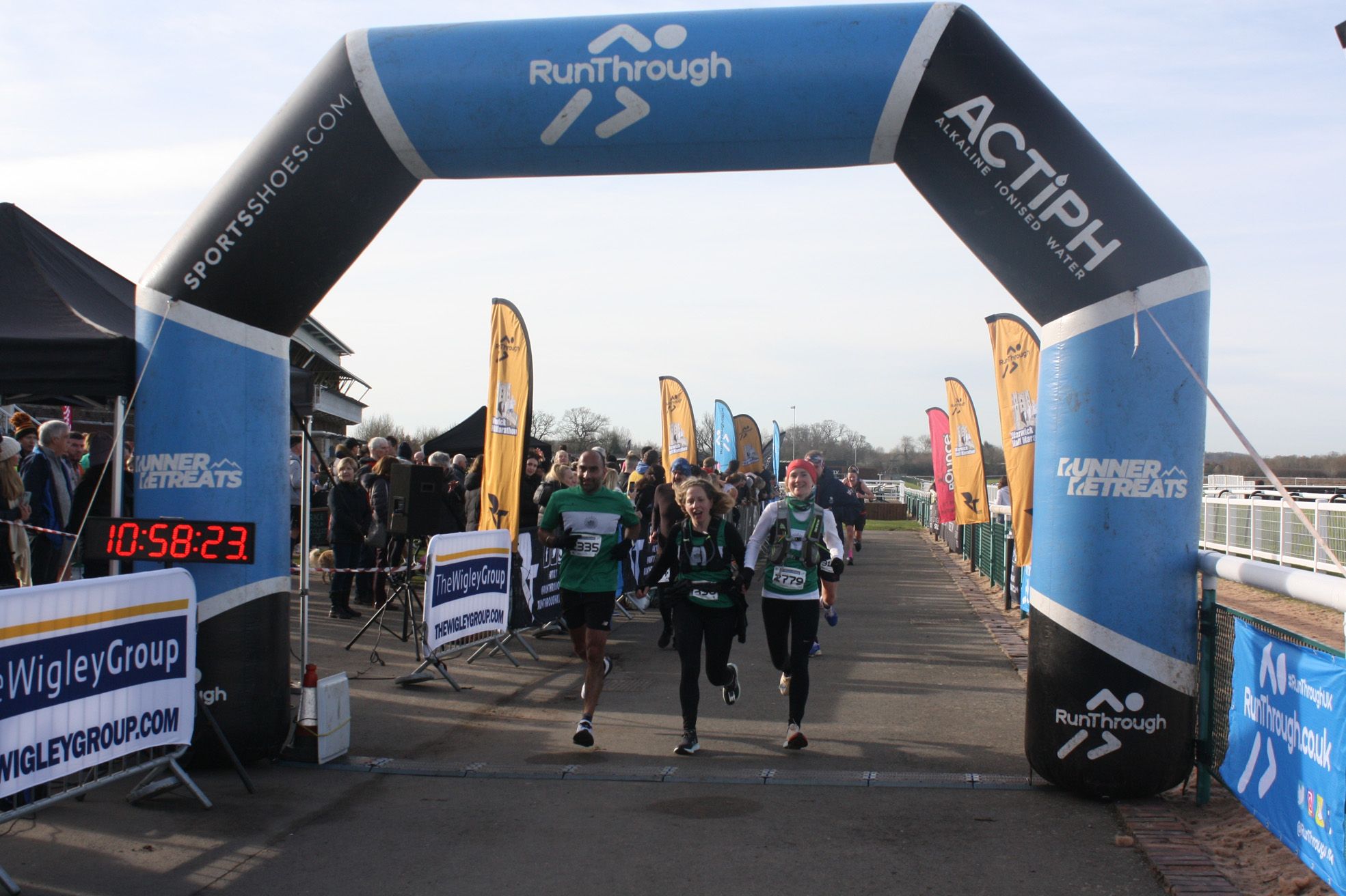 Runners take in Warwickshire countryside in half marathon
