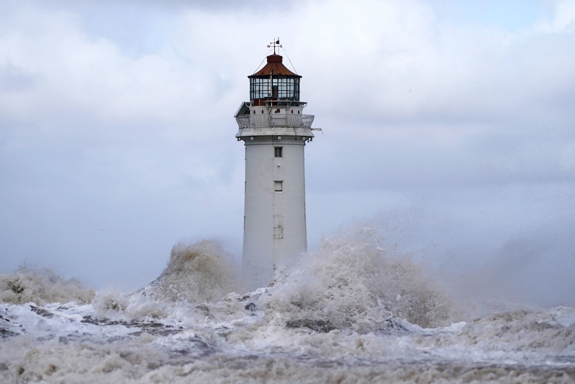 'Danger to life' warning as 75mph gales set to hit UK
