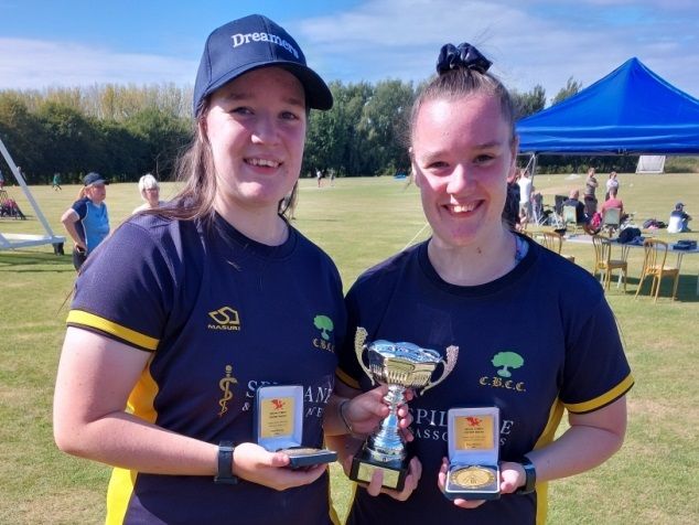 Sixteen-year-old twins scoop women’s cricket awards